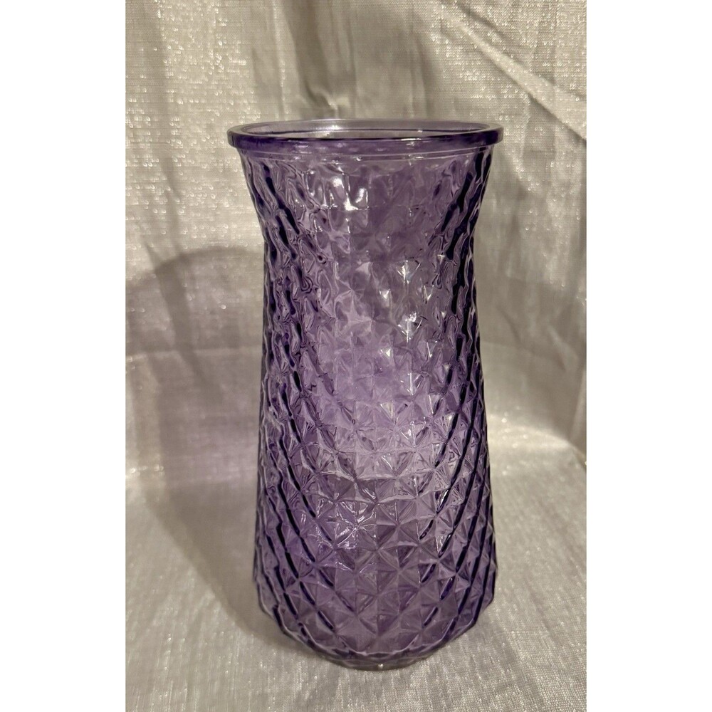 Vintage Paula DPS Diamond Pineapple Textured Pattern Purple Art Glass Vase 9”